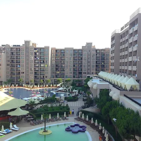 Sunny - Royal Apartament *